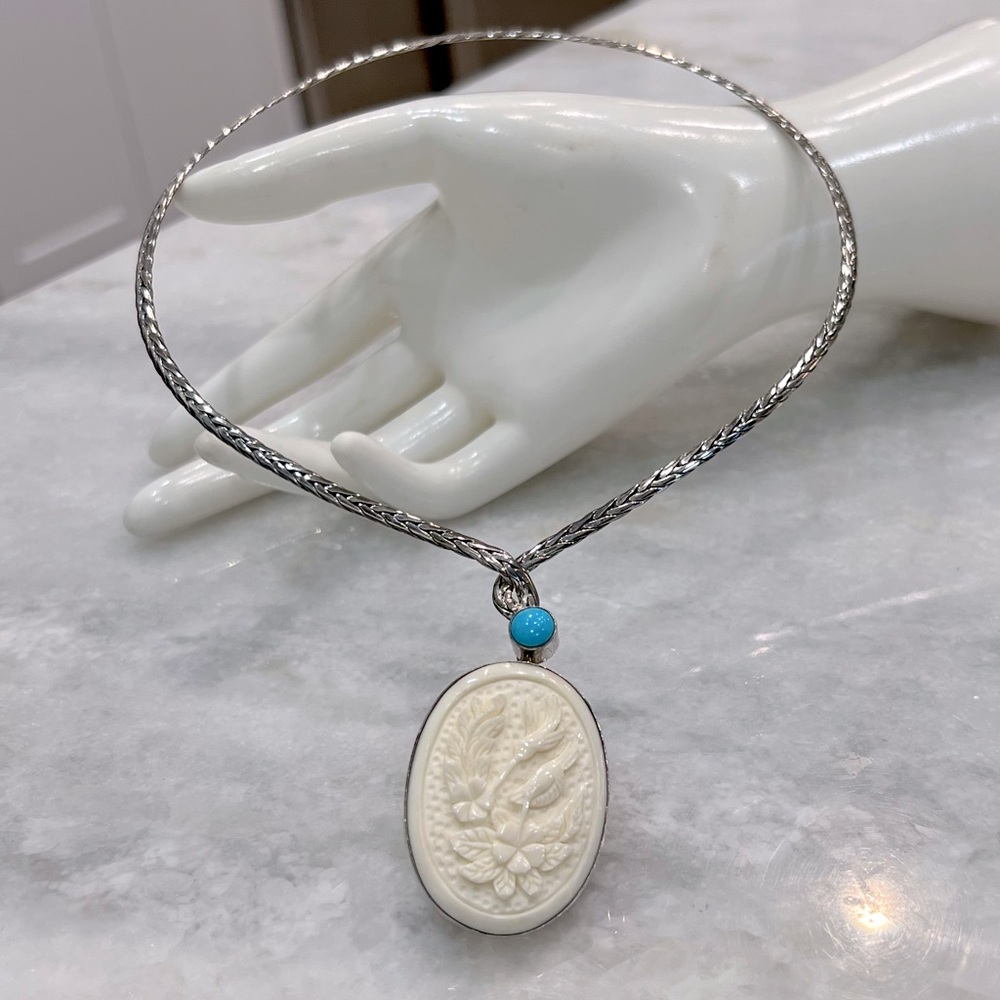 Cameo Arizona Sleeping Beauty Turquoise Sterling Silver Floral Collar Ne…